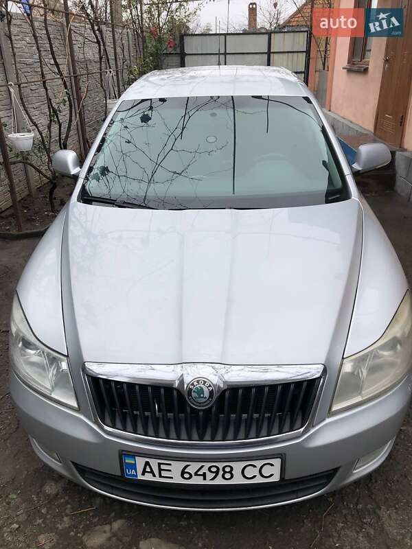 Ліфтбек Skoda Octavia 2009 в Кривому Розі