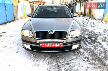 Универсал Skoda Octavia 2007 в Коростене