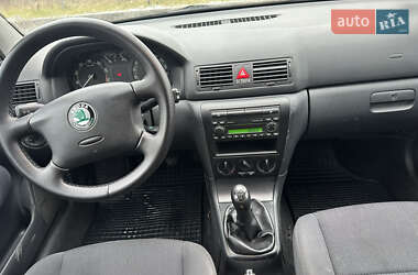 Лифтбек Skoda Octavia 2009 в 
