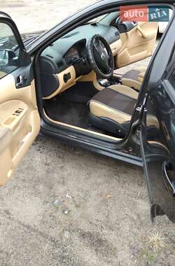 Лифтбек Skoda Octavia 2002 в 