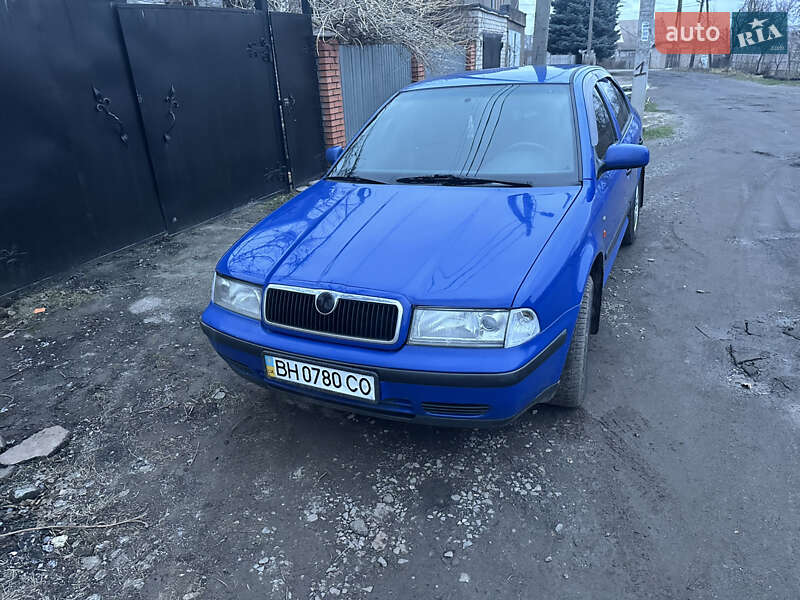 Лифтбек Skoda Octavia 2000 в Кривом Роге