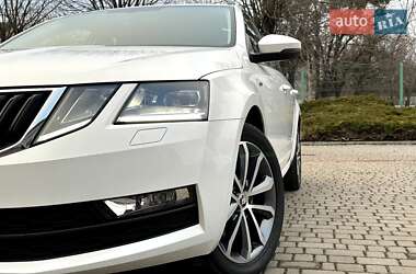 Универсал Skoda Octavia 2019 в Луцке