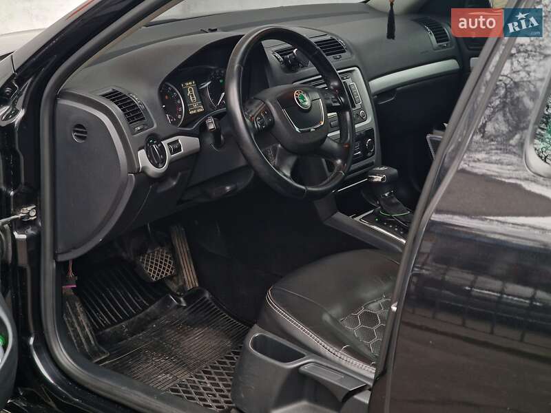 Универсал Skoda Octavia 2012 в Одессе