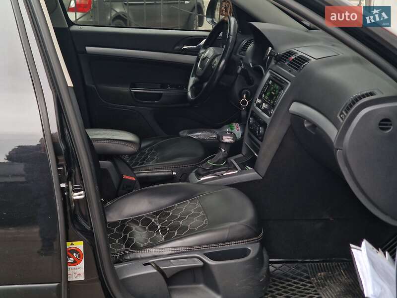 Универсал Skoda Octavia 2012 в Одессе