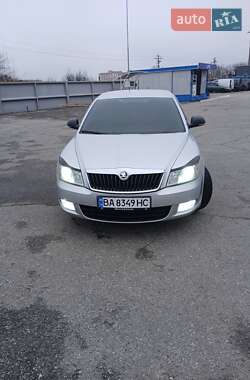 Лифтбек Skoda Octavia 2010 в Кропивницком