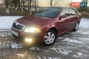 Ліфтбек Skoda Octavia 2006 в Теофіполі