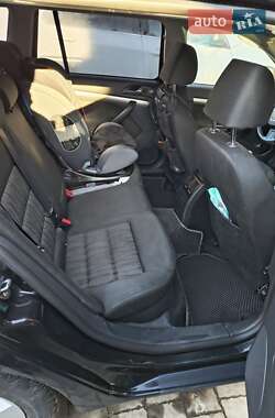 Універсал Skoda Octavia 2010 в 