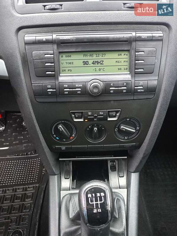 Лифтбек Skoda Octavia 2006 в Дубно