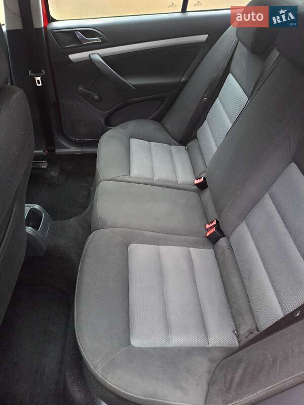Лифтбек Skoda Octavia 2006 в Дубно