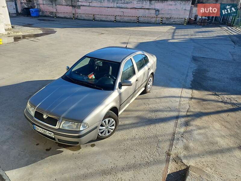 Ліфтбек Skoda Octavia 2006 в Одесі