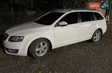 Универсал Skoda Octavia 2013 в Мостиске