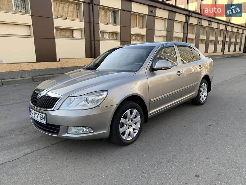 Лифтбек Skoda Octavia 2011 в 