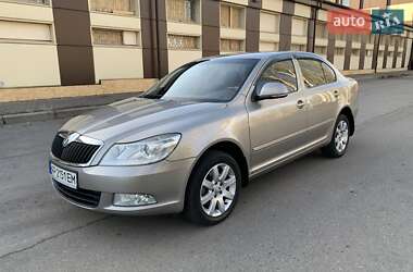 Лифтбек Skoda Octavia 2011 в 