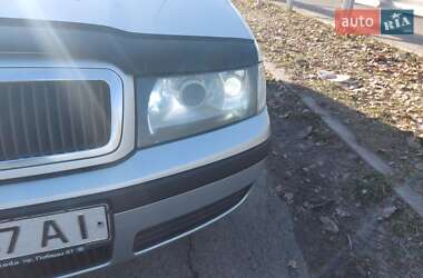 Лифтбек Skoda Octavia 2006 в 