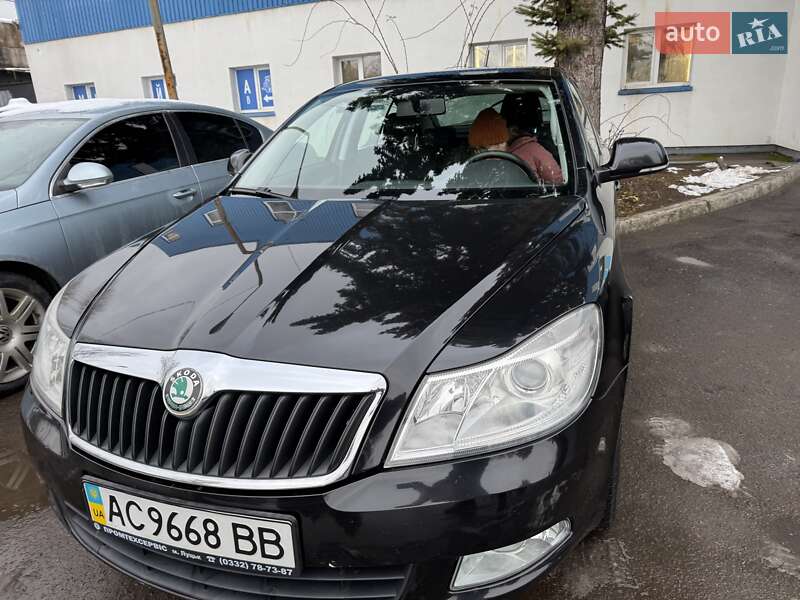 Лифтбек Skoda Octavia 2011 в 