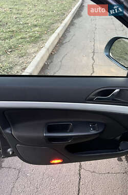 Універсал Skoda Octavia 2011 в 
