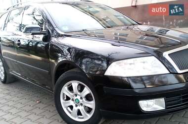 Універсал Skoda Octavia 2008 в Звягелі