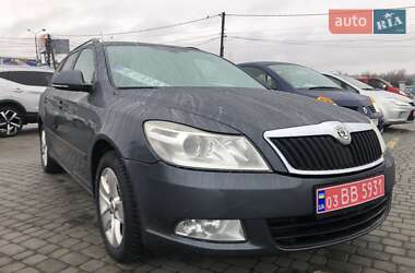 Універсал Skoda Octavia 2010 в Чернівцях