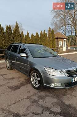 Универсал Skoda Octavia 2012 в 
