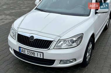 Ліфтбек Skoda Octavia 2010 в Дніпрі