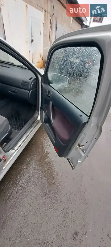 Skoda Octavia 2003 VIN TMBBK41U038691130 фото оголошення 5 з 47