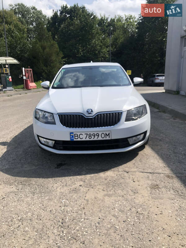 Ліфтбек Skoda Octavia 2016 в Хирові