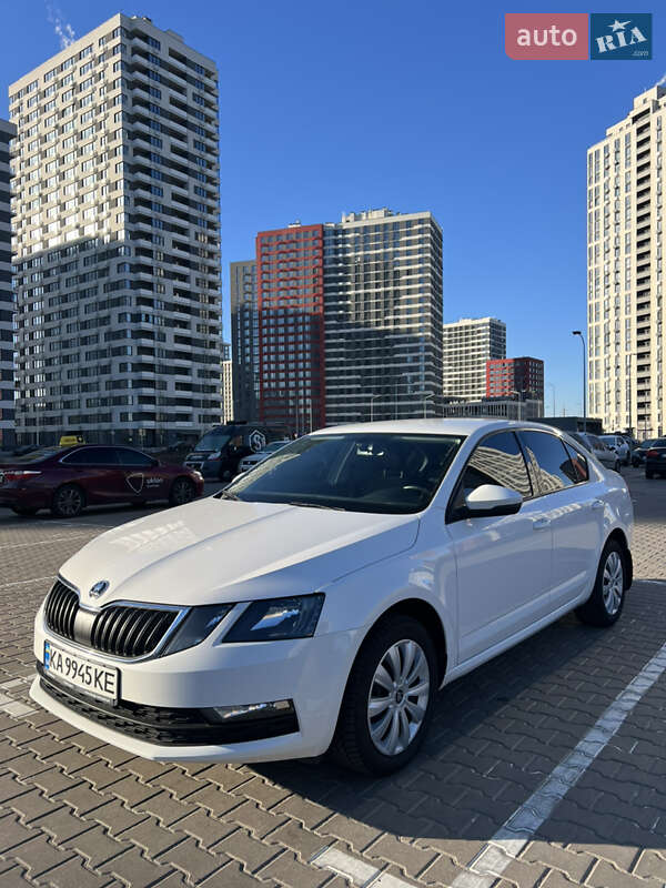 Лифтбек Skoda Octavia 2018 в Киеве