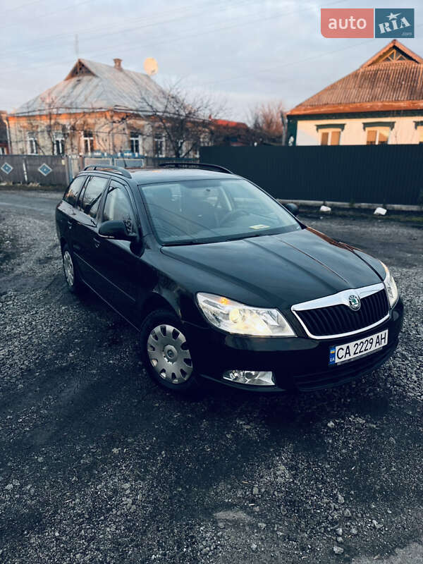 Универсал Skoda Octavia 2012 в Шполе