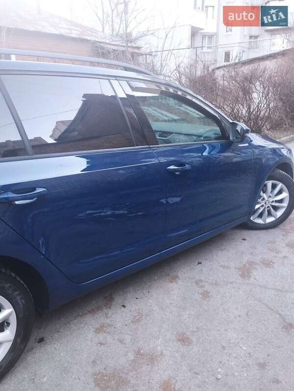 Универсал Skoda Octavia 2014 в Днепре