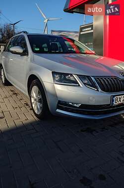 Универсал Skoda Octavia 2017 в Староконстантинове