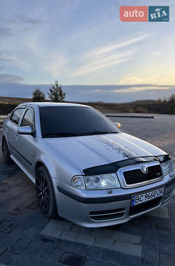 Лифтбек Skoda Octavia 2002 в Мостиске