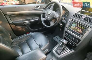 Универсал Skoda Octavia 2010 в 