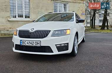 Універсал Skoda Octavia 2015 в Дрогобичі