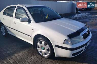 Лифтбек Skoda Octavia 2003 в Черкассах