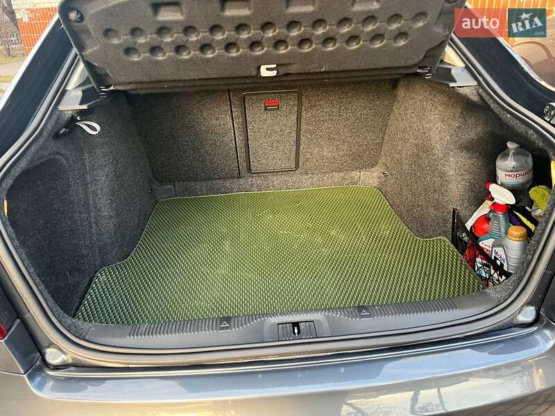 Ліфтбек Skoda Octavia 2009 в Черкасах фото 16 Ліфтбек Skoda Octavia 2009 в Черкасах