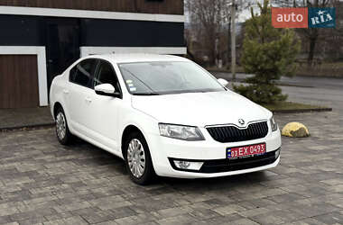 Лифтбек Skoda Octavia 2015 в Тячеве