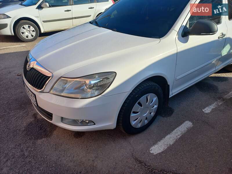 Ліфтбек Skoda Octavia 2010 в Запоріжжі