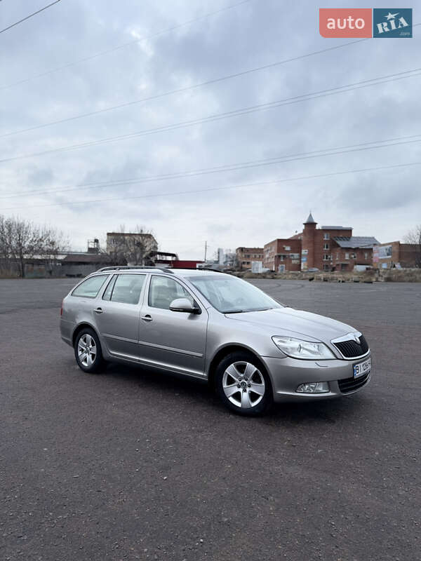 Універсал Skoda Octavia 2010 в Полтаві