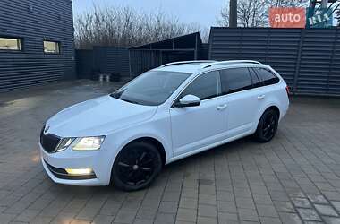 Универсал Skoda Octavia 2020 в Житомире