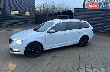 Универсал Skoda Octavia 2020 в Житомире