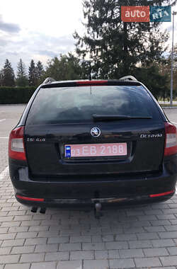 Універсал Skoda Octavia 2010 в Луцьку