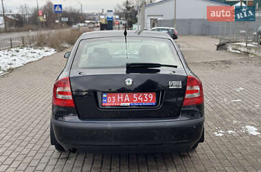 Ліфтбек Skoda Octavia 2008 в Рівному