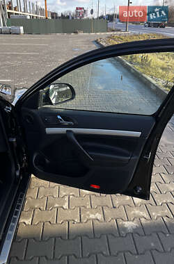 Универсал Skoda Octavia 2010 в 