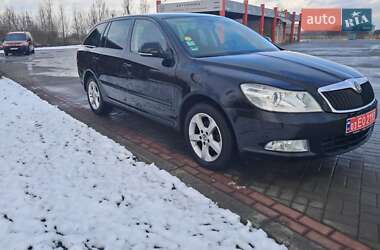 Універсал Skoda Octavia 2012 в Нововолинську