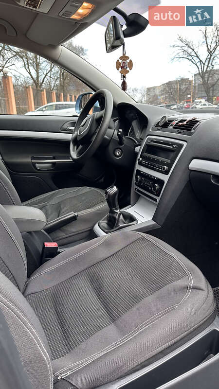 Универсал Skoda Octavia 2011 в Кропивницком