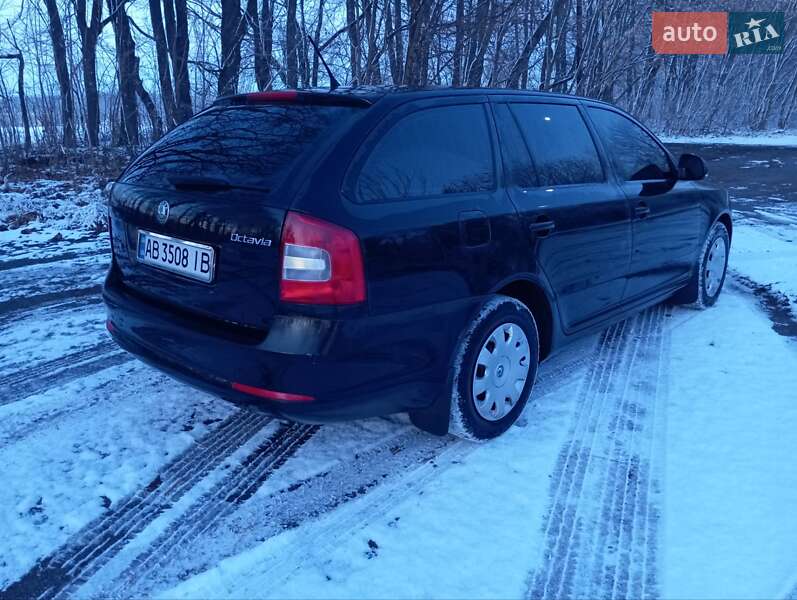 Універсал Skoda Octavia 2011 в Вінниці