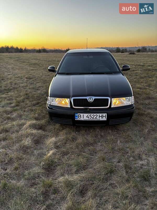 Лифтбек Skoda Octavia 2010 в 