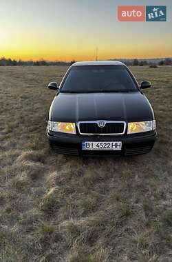Лифтбек Skoda Octavia 2010 в 