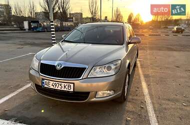 Універсал Skoda Octavia 2012 в Дніпрі