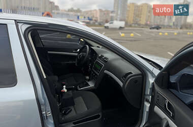 Ліфтбек Skoda Octavia 2010 в Києві